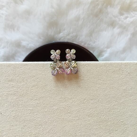 Clover Multi-Crystal Drop Earrings - Picture 1 of 8